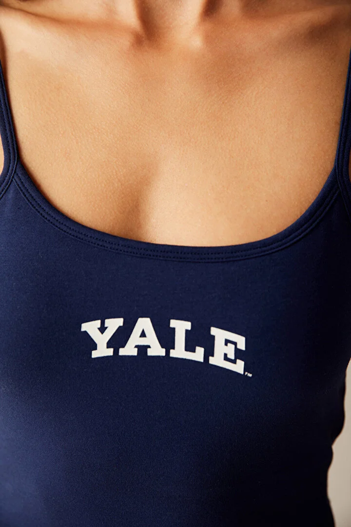 Yale Removable Padded Crop majica