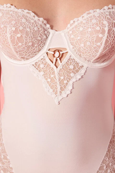 Lace Detailed bodi