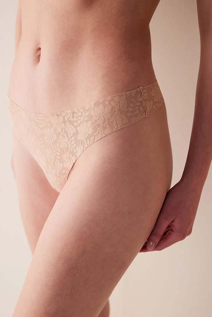 Invisible Laser Cut Lacy Dream tanga